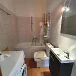 Mani Tower 아파트
