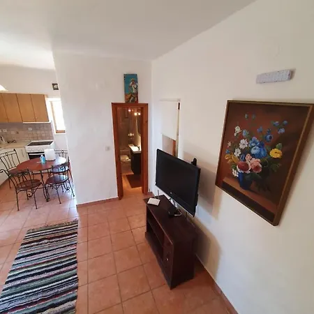דירה Mani Tower Stoúpa